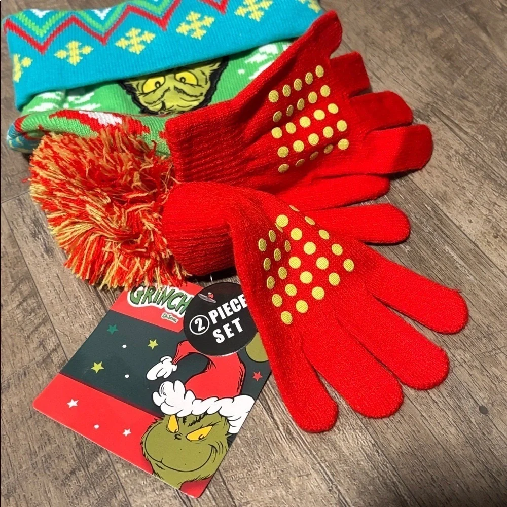 The Grinch 2 pc.Pom Pom Knit Cuffed beanie hat & gloves set,Christmas warm hat